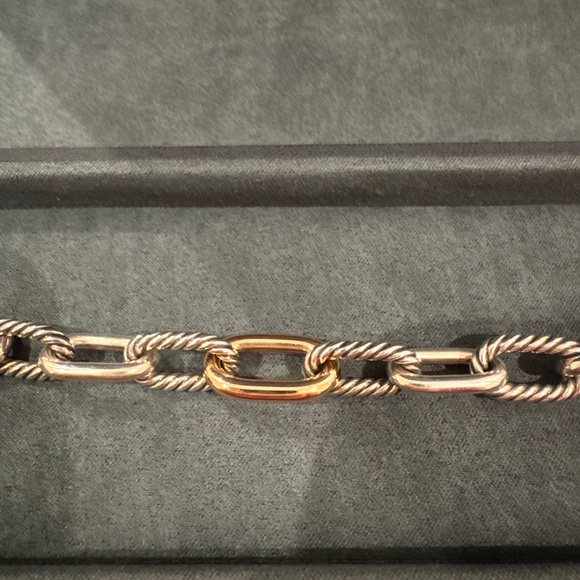 DY MADISON® CHAIN BRACELET
Sterling Silver with 18K Rose Gold, 11mm - Picture 5 of 12